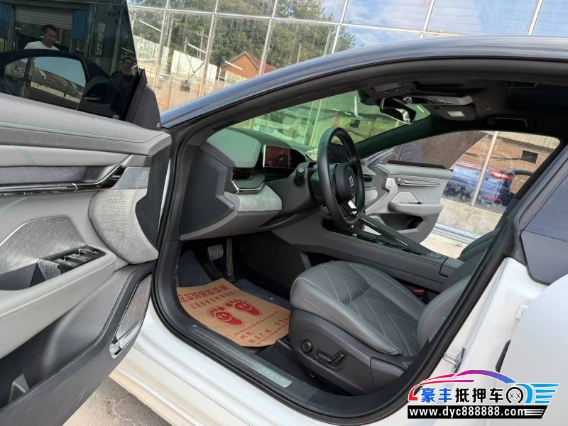 23年极氪001轿车抵押车出售