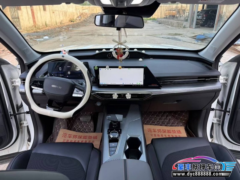 23年长安欧尚Z6轿车抵押车出售