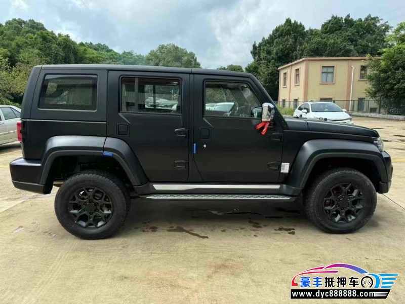 25年北京BJ40轿车抵押车出售