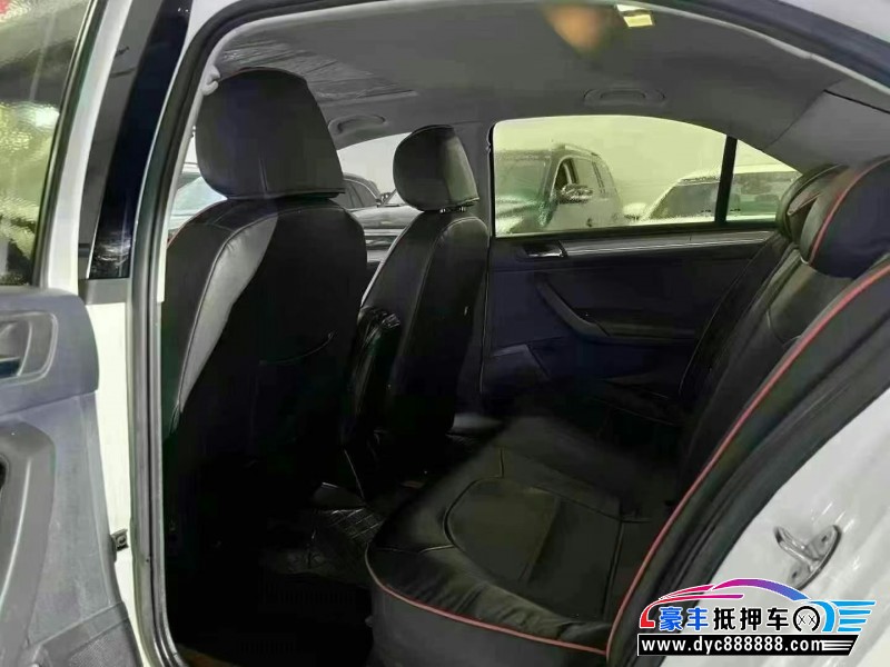 18年大众桑塔纳轿车抵押车出售