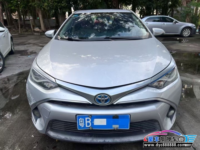 18年丰田雷凌轿车抵押车出售