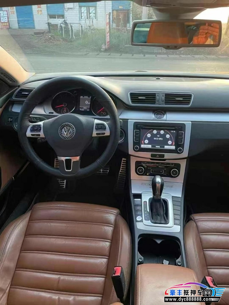 12年大众CC轿车抵押车出售