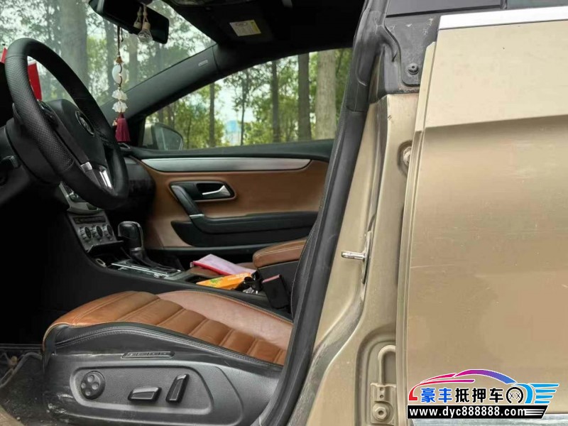 15年大众CC轿车抵押车出售