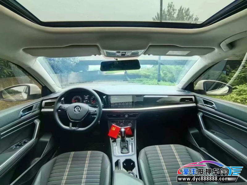 19年大众朗逸轿车抵押车出售