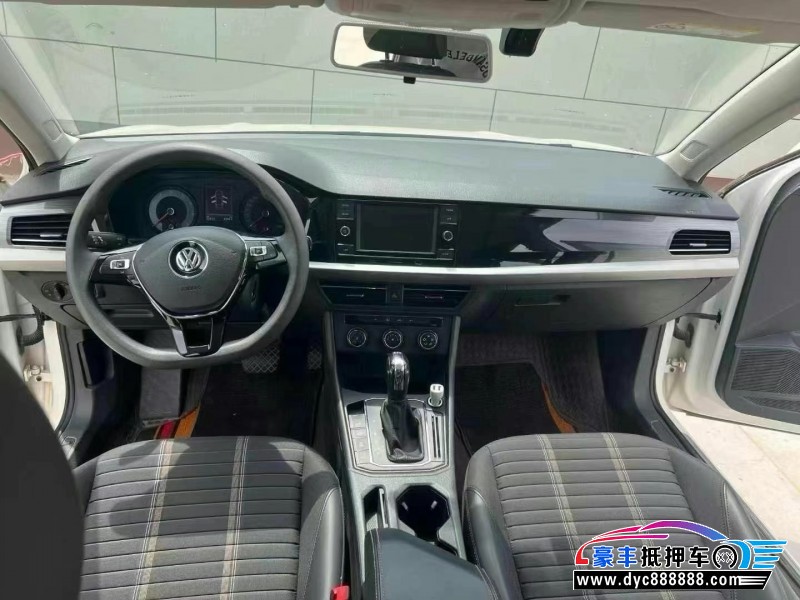 19年大众朗逸轿车抵押车出售