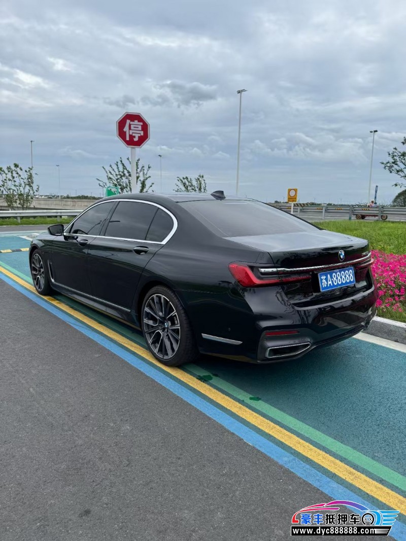 22年宝马7系轿车抵押车出售