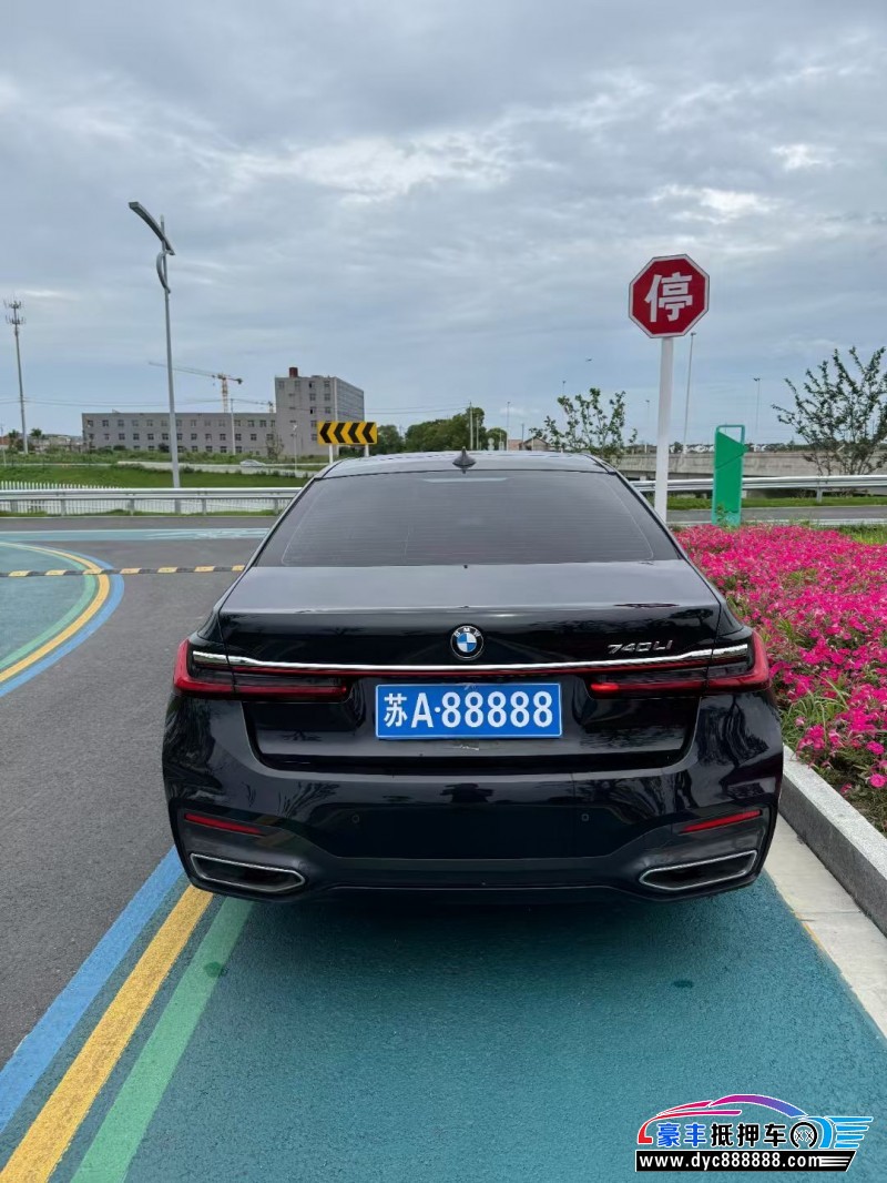 22年宝马7系轿车抵押车出售