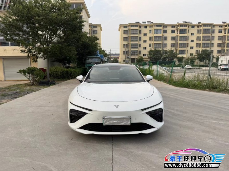 24年哪吒S轿车抵押车出售