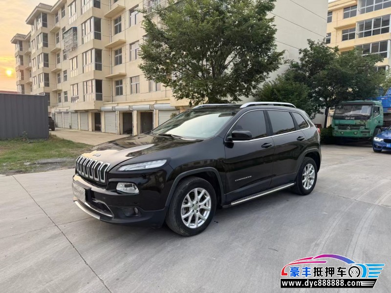 17年Jeep自由光SUV抵押车出售