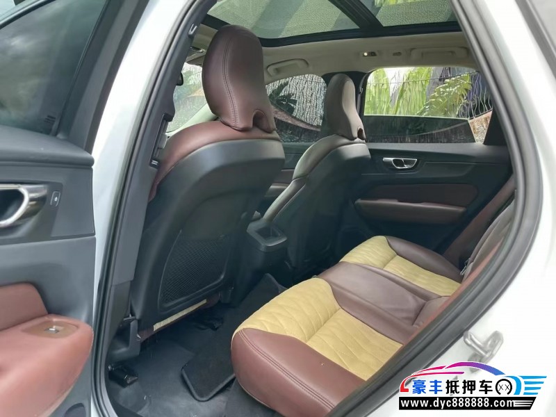 19年沃尔沃XC60轿车抵押车出售