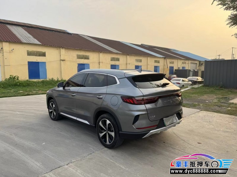 22年比亚迪宋轿车抵押车出售