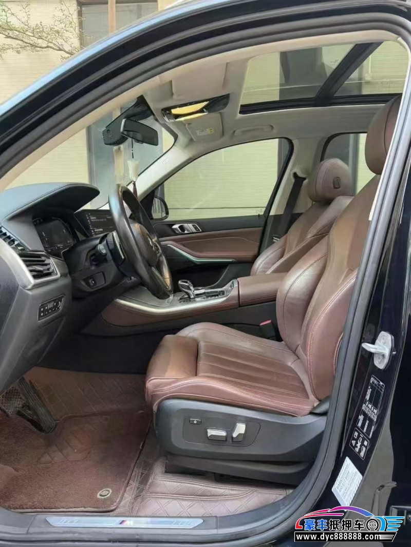 19年宝马X5轿车抵押车出售