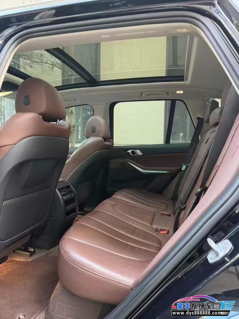 19年宝马X5轿车抵押车出售