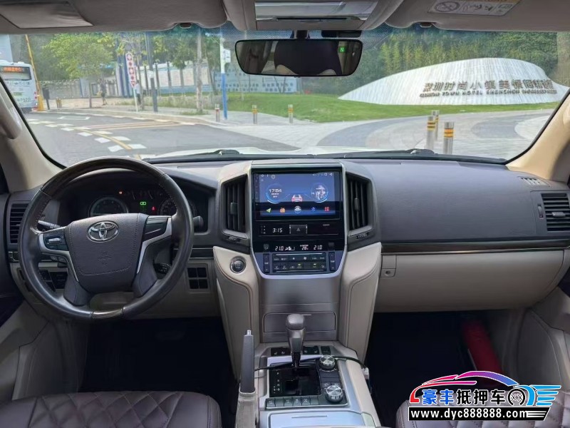 19年丰田兰德酷路泽（陆巡）轿车抵押车出售