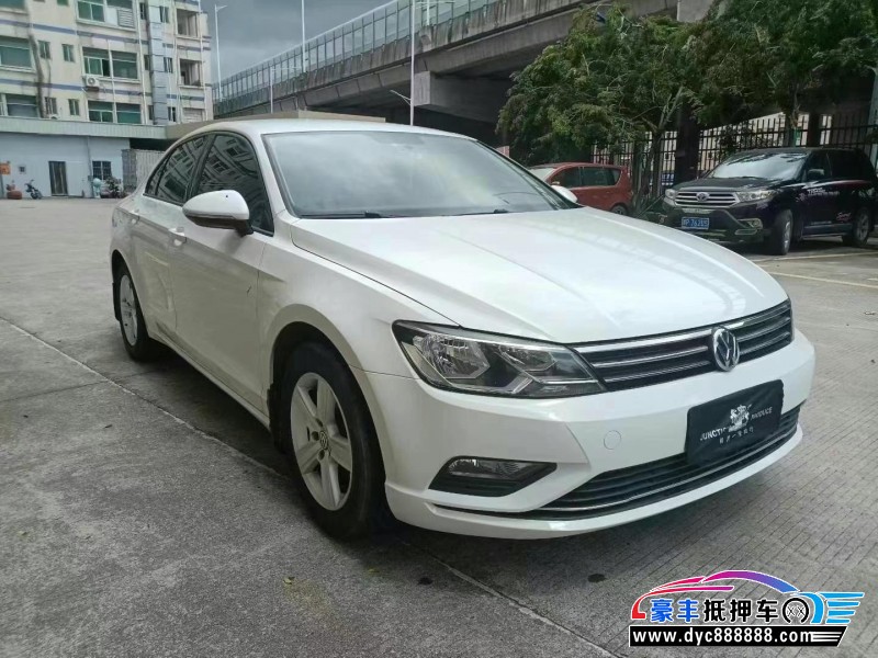 17年大众凌渡轿车抵押车出售