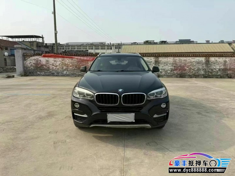 抵押车出售17年宝马X6轿车