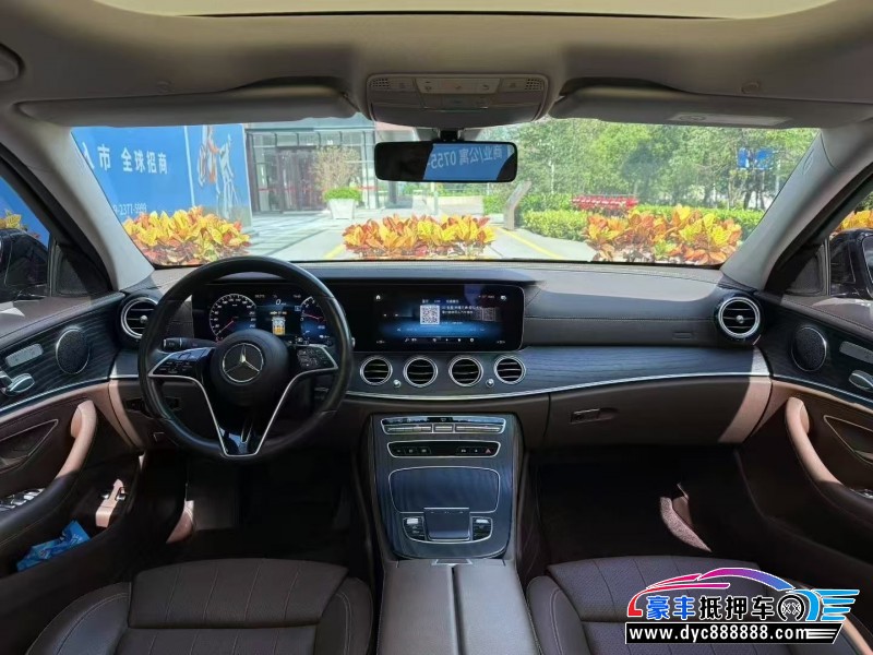 23年奔驰E轿车抵押车出售