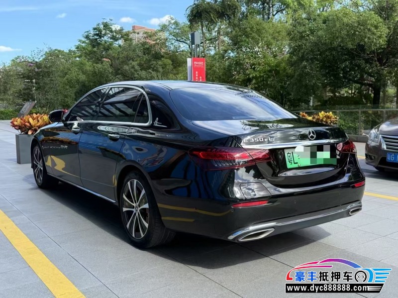 23年奔驰E轿车抵押车出售