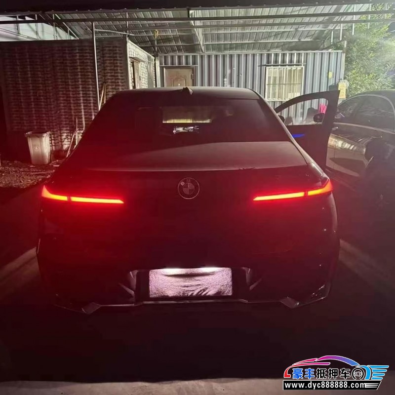 24年宝马7系轿车抵押车出售