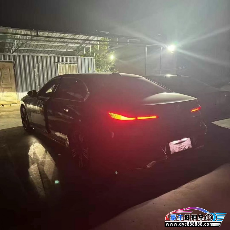 24年宝马7系轿车抵押车出售