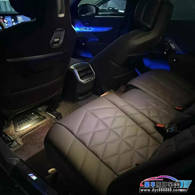 24年宝马7系轿车抵押车出售