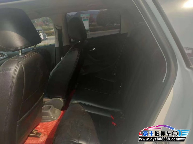 16年大众polo轿车抵押车出售