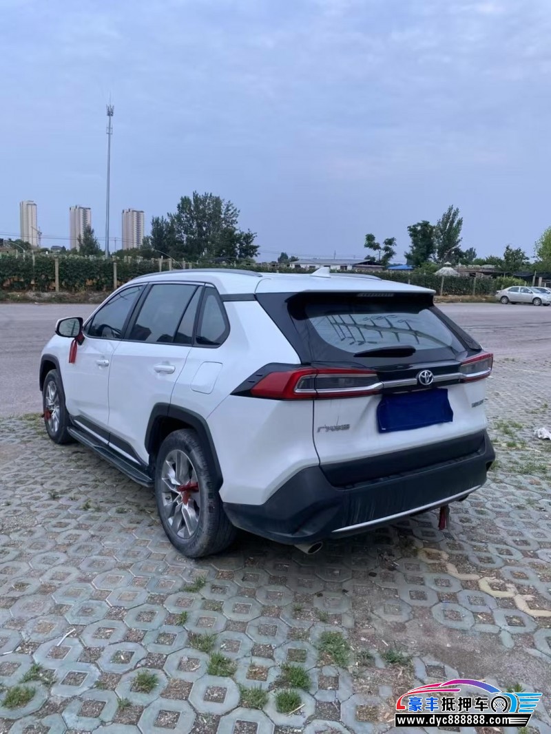 22年丰田威兰达轿车抵押车出售