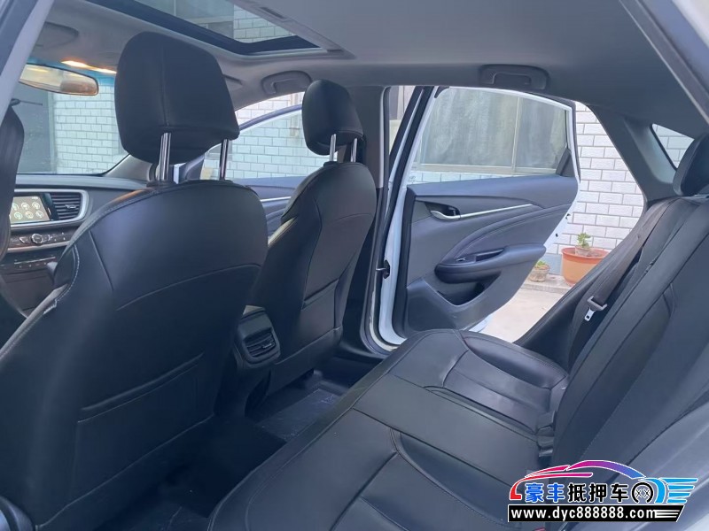 17年别克英朗轿车抵押车出售