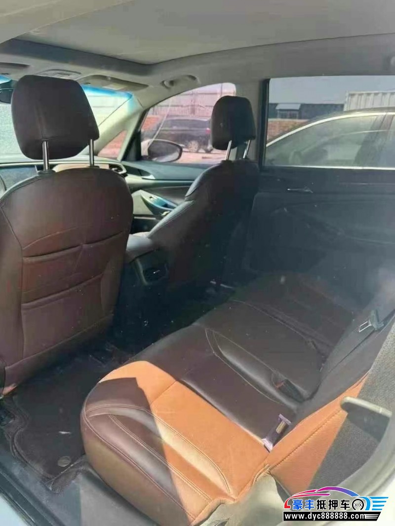 19年别克别克GL6轿车抵押车出售