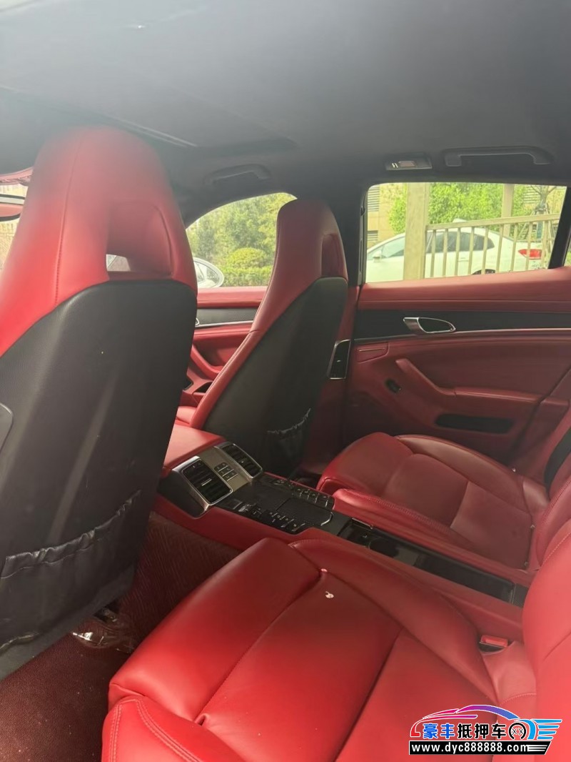 14年保时捷帕纳梅拉轿车抵押车出售