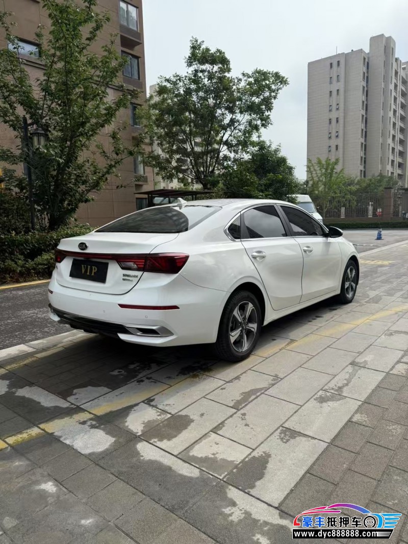 21年起亚K3轿车抵押车出售