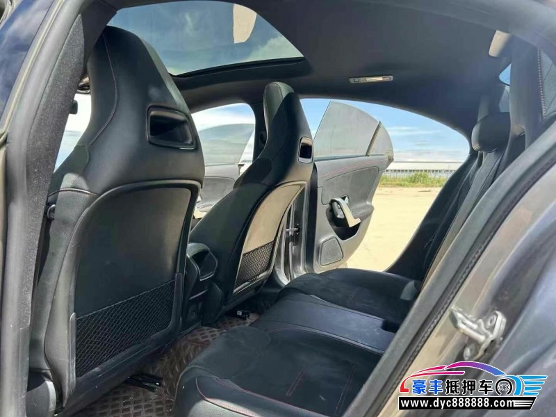 21年奔驰CLA轿车抵押车出售