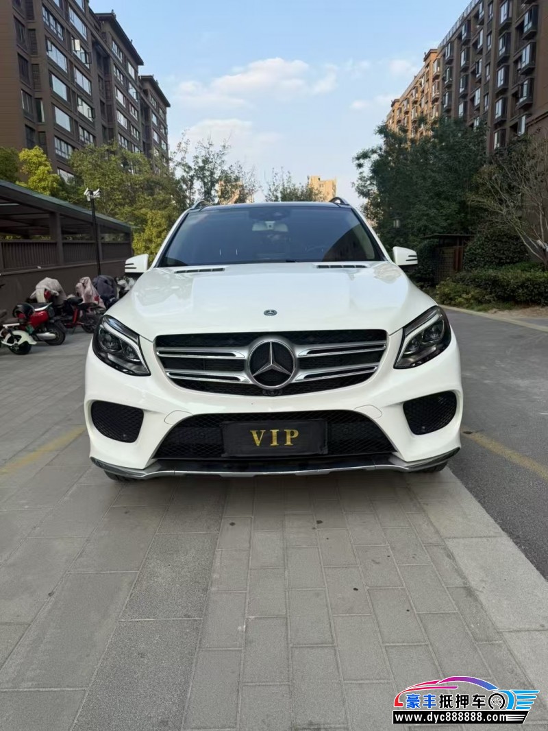 18年奔驰GLE轿车抵押车出售