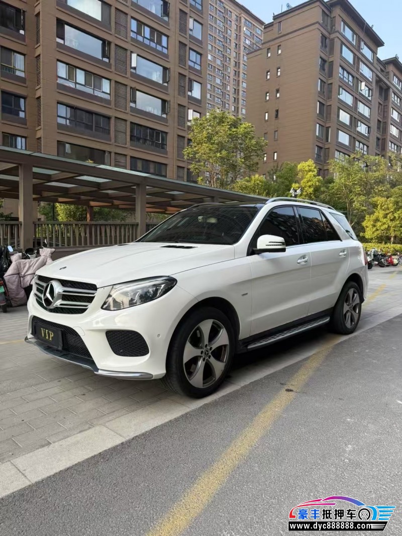 18年奔驰GLE轿车抵押车出售