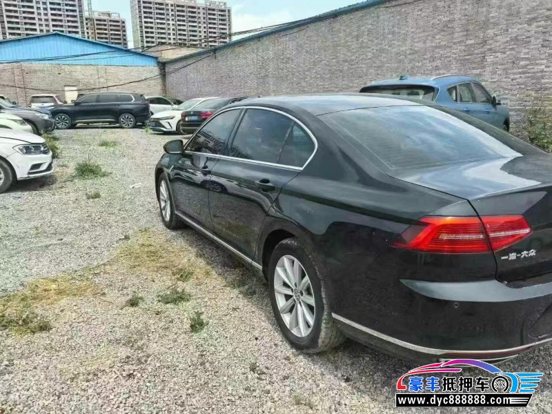 19年大众迈腾轿车抵押车出售