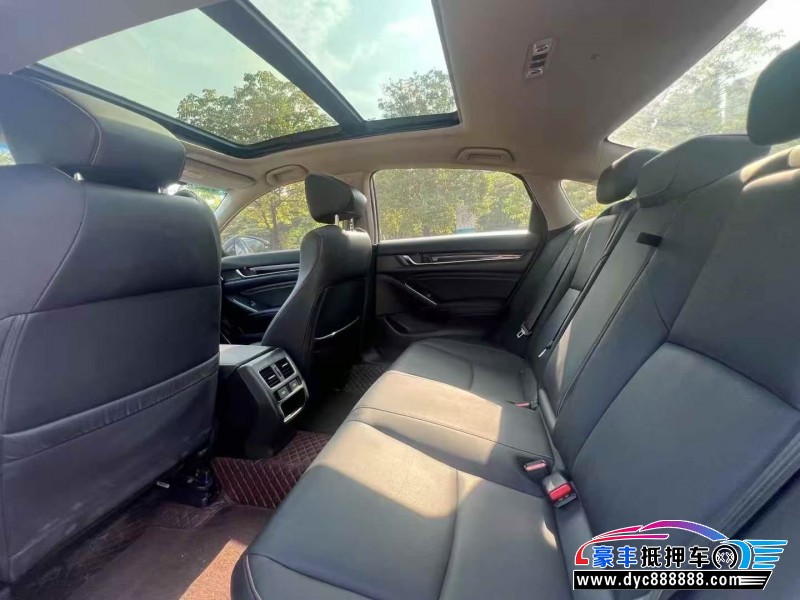 22年本田雅阁轿车抵押车出售