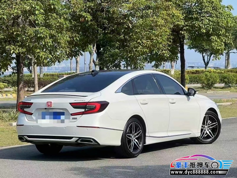 22年本田雅阁轿车抵押车出售