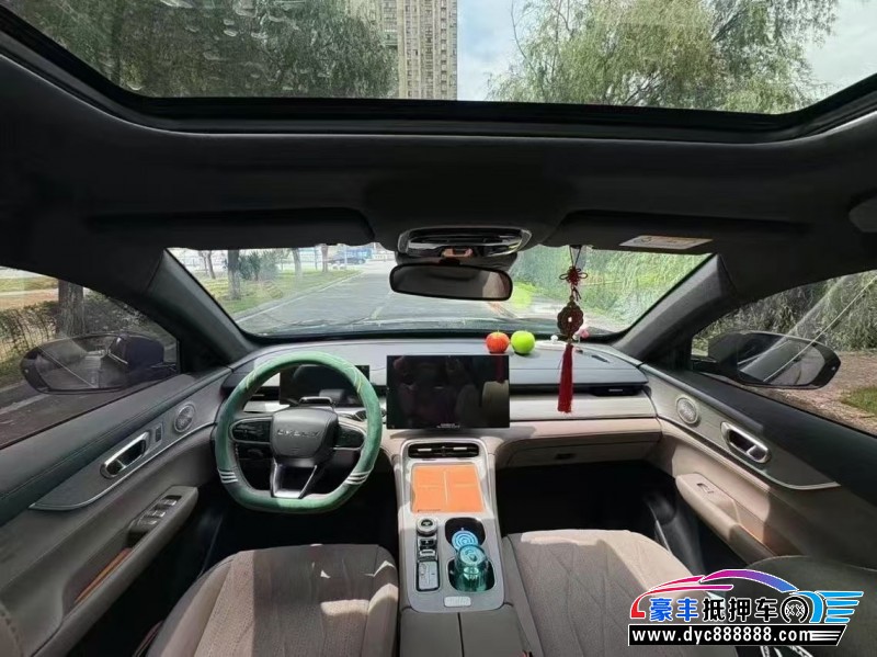 24年奇瑞瑞虎8轿车抵押车出售