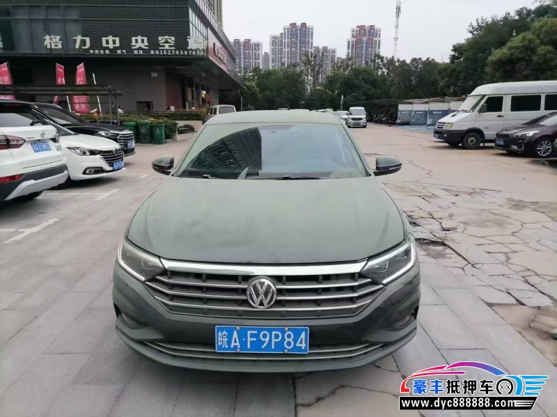 20年大众速腾轿车抵押车出售