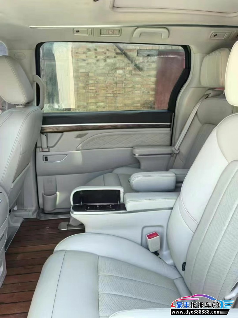 20年传祺M8轿车抵押车出售