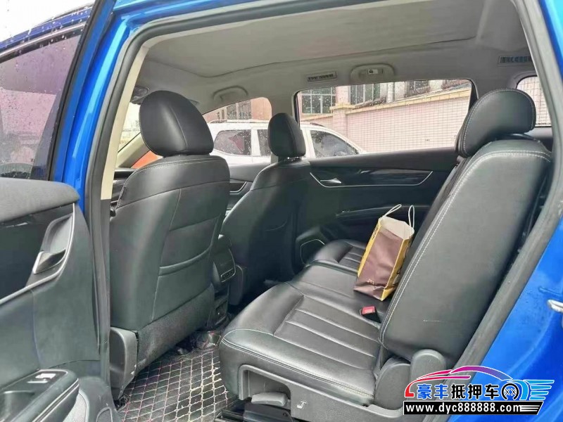 18年现代领动轿车抵押车出售