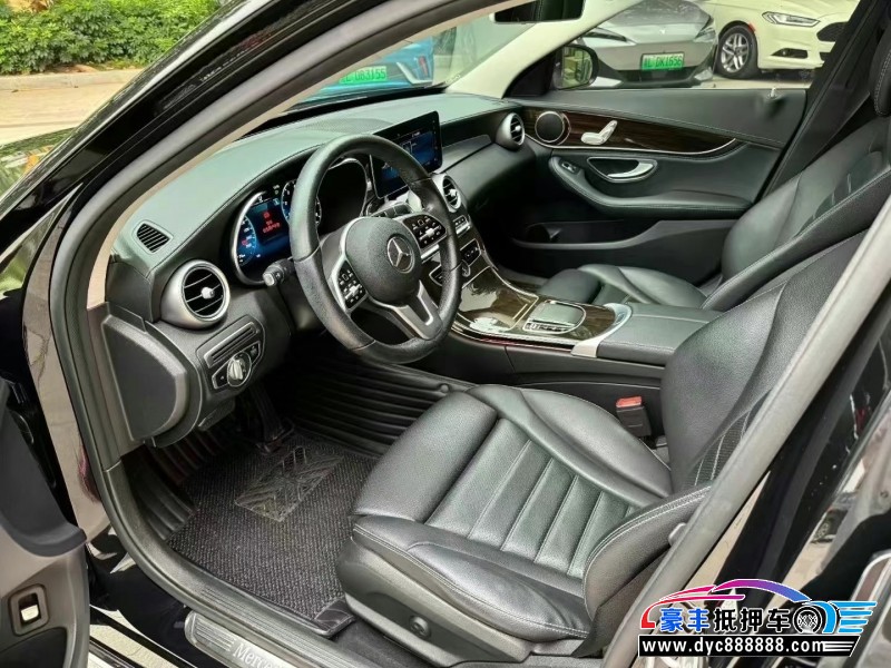 20年奔驰C轿车抵押车出售