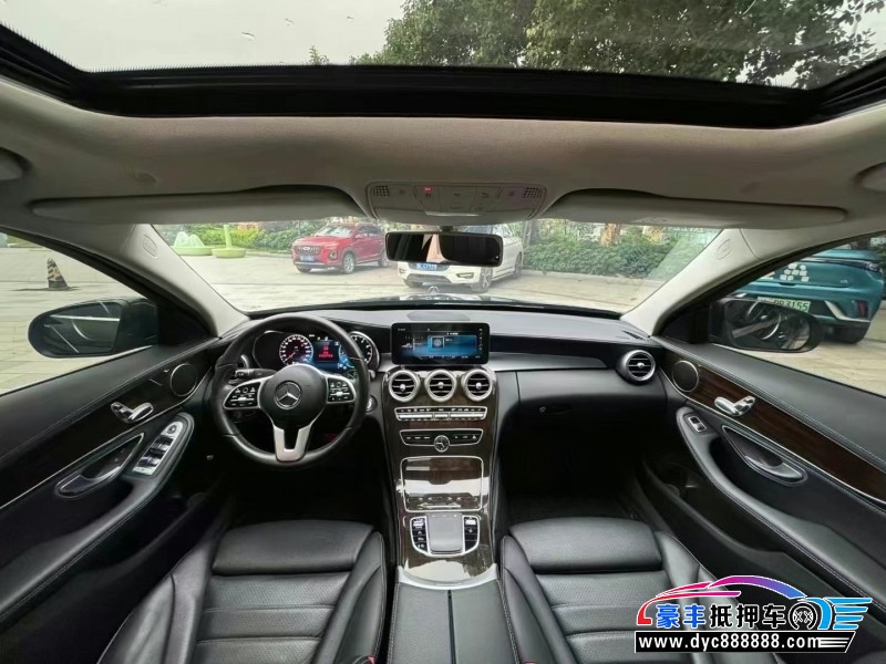 20年奔驰C轿车抵押车出售