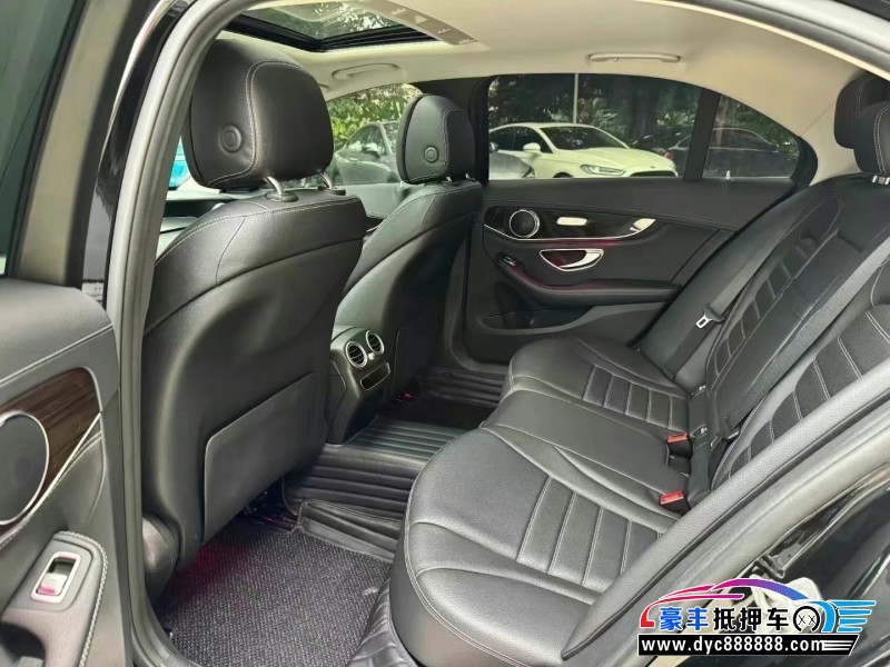 20年奔驰C轿车抵押车出售