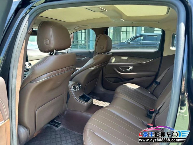 21年奔驰E轿车抵押车出售