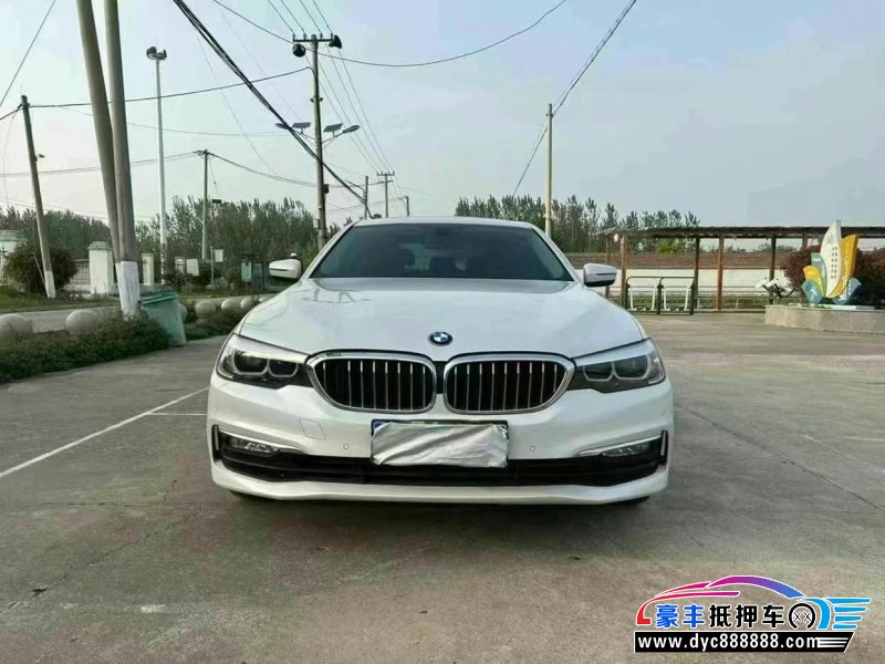 抵押车出售18年宝马5系轿车
