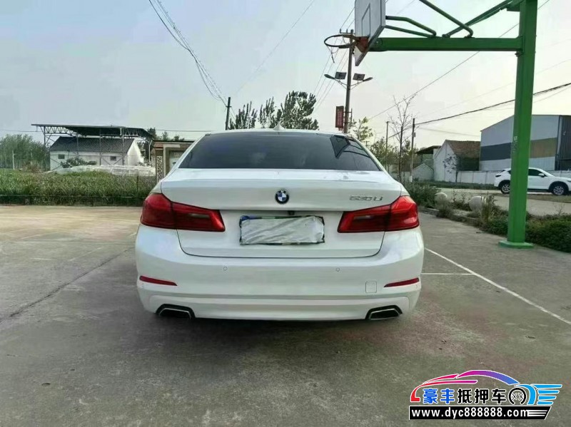 18年宝马5系轿车抵押车出售