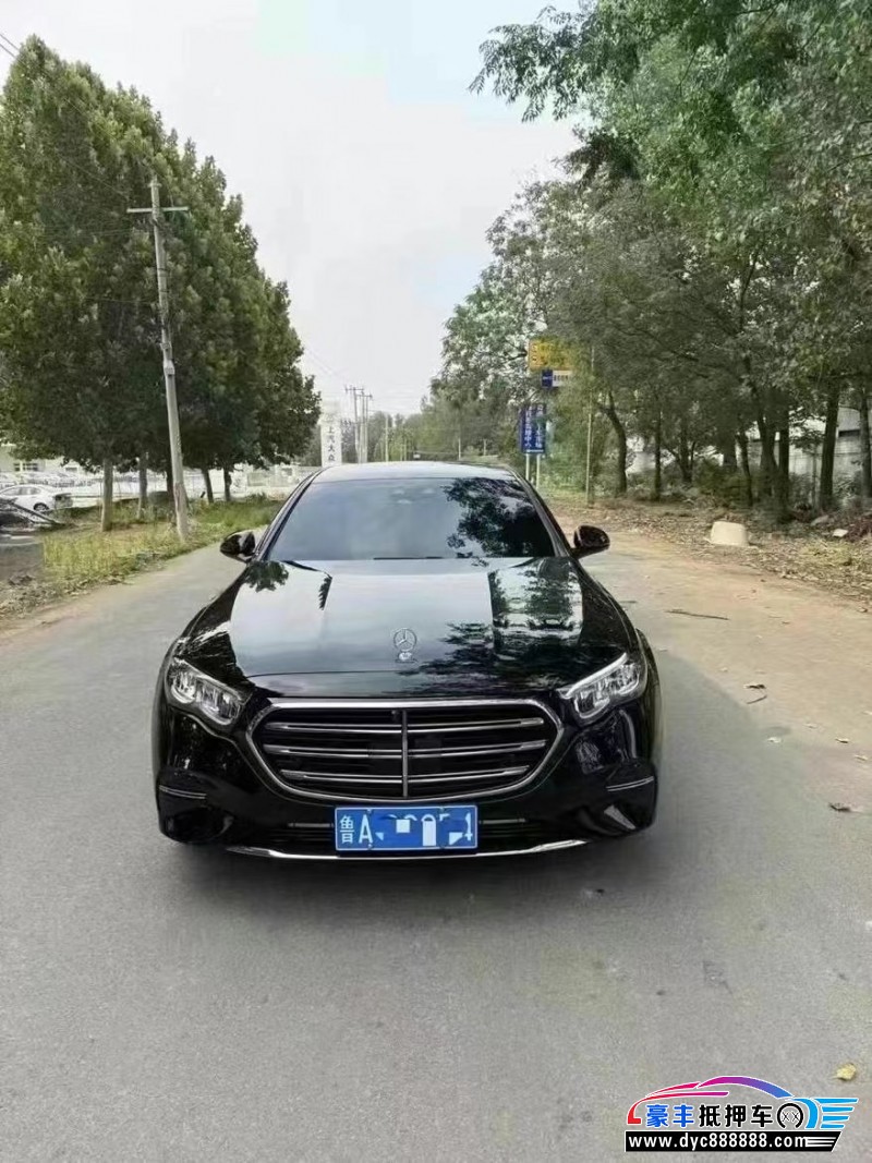 25年奔驰E轿车抵押车出售