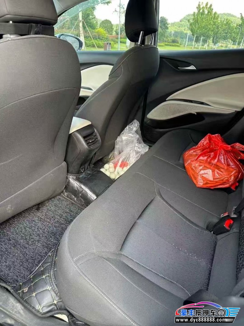 23年别克微蓝轿车抵押车出售