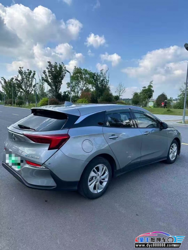 23年别克微蓝轿车抵押车出售